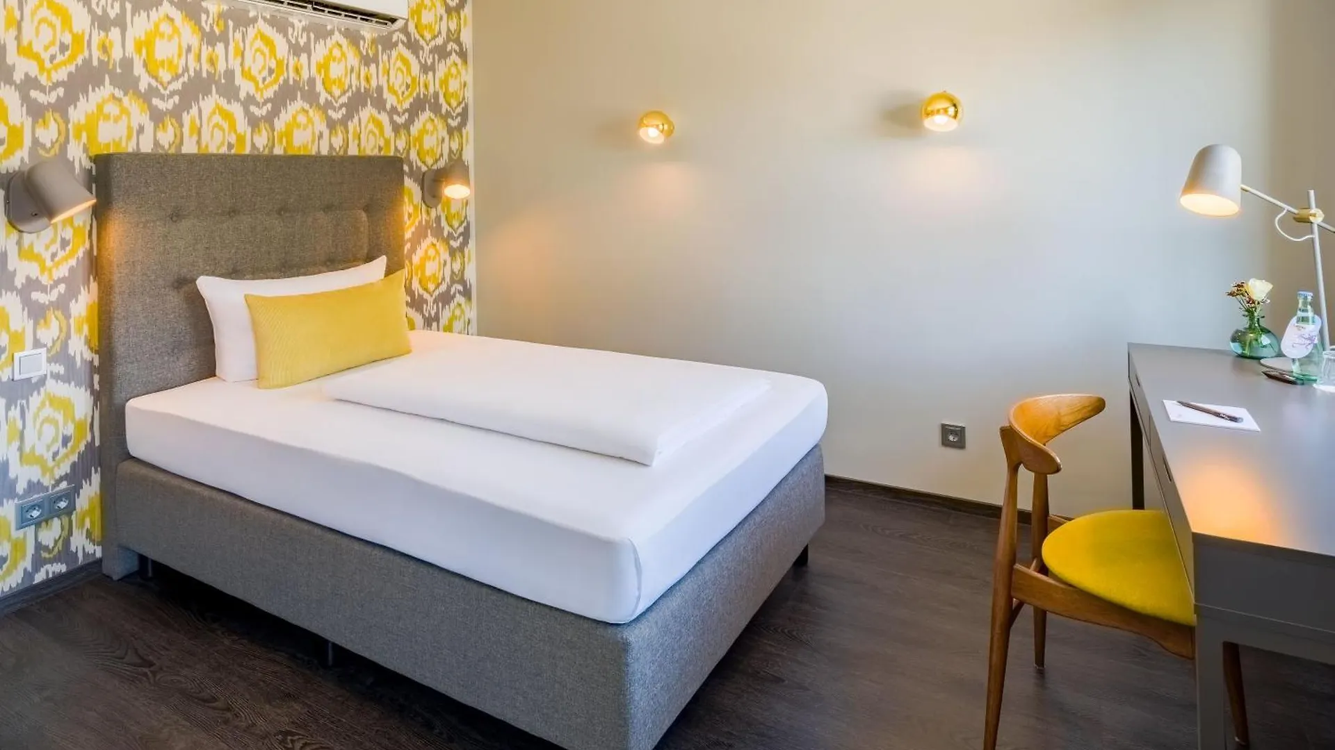 Rugs Hotel Koeln  Keulen