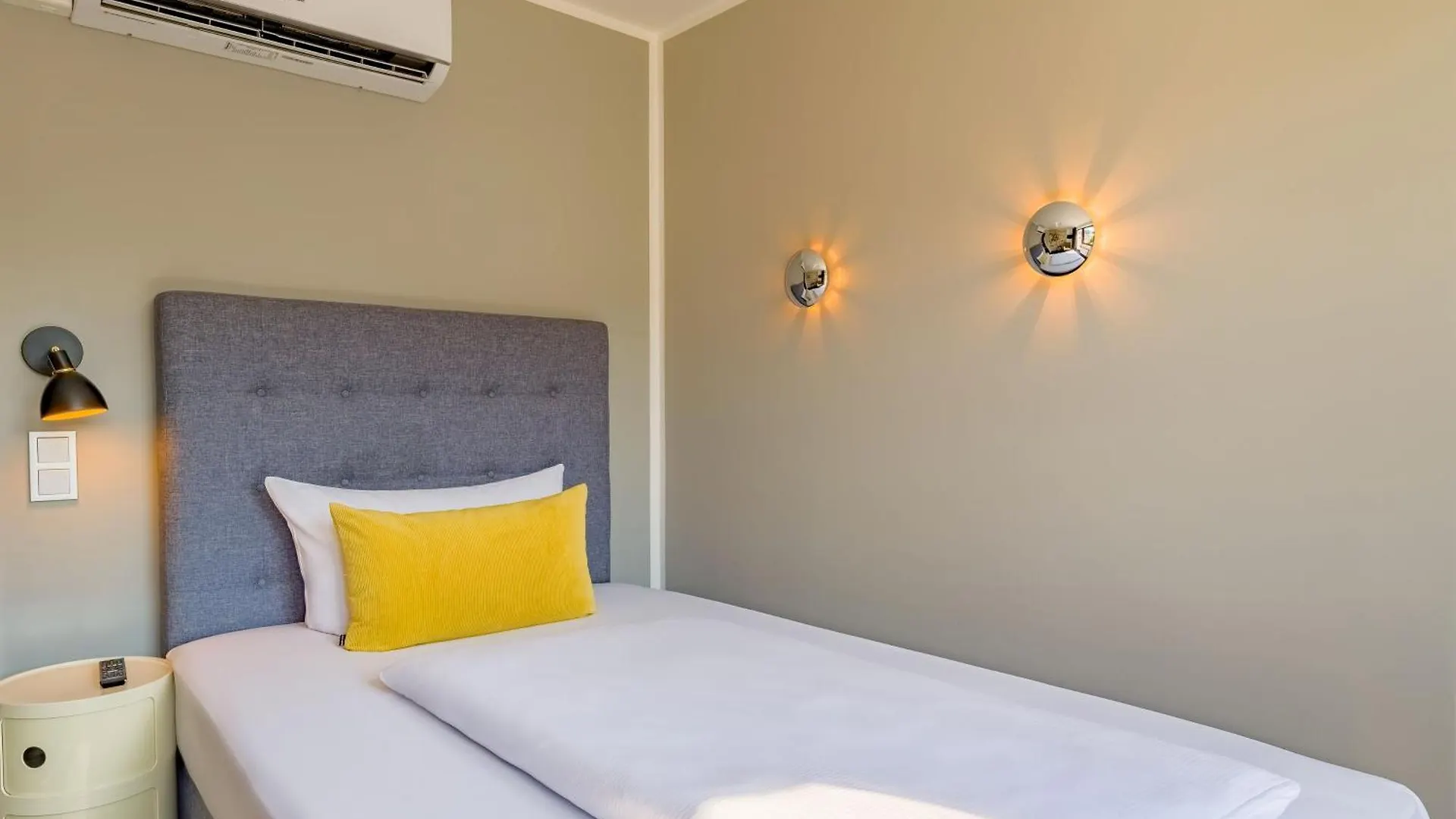 Rugs Hotel Koeln  Keulen