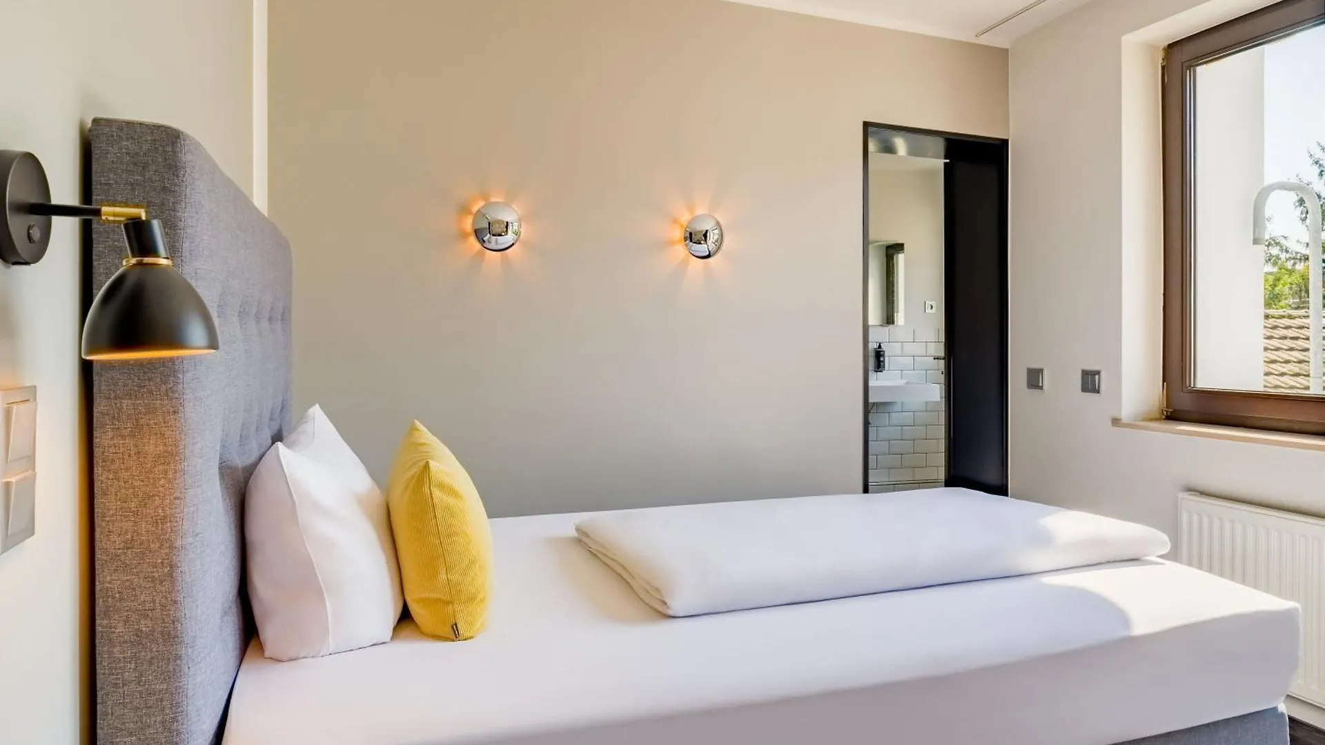 Rugs Hotel Koeln  Colonia