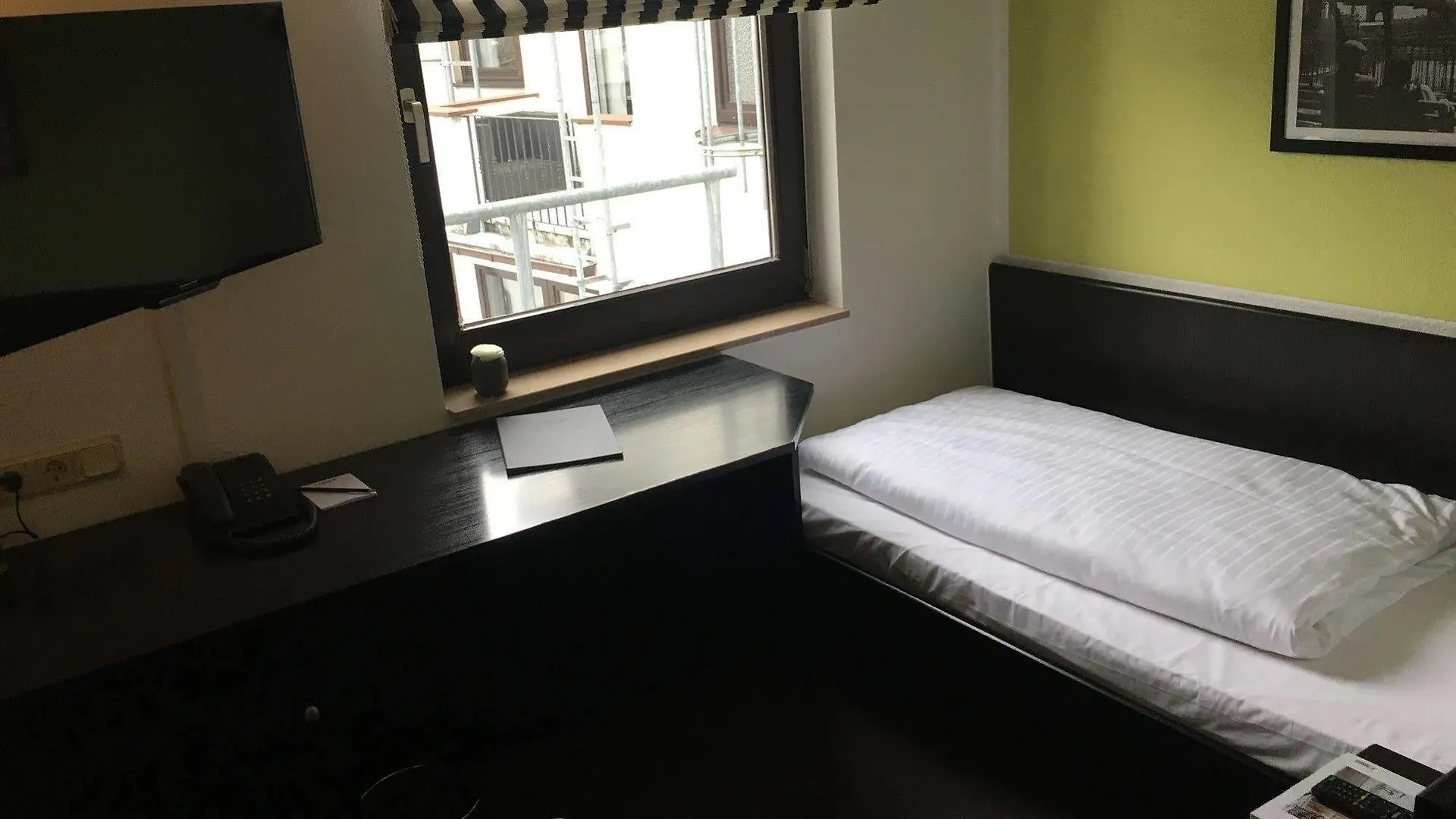 Rugs Hotel Koeln  Colonia